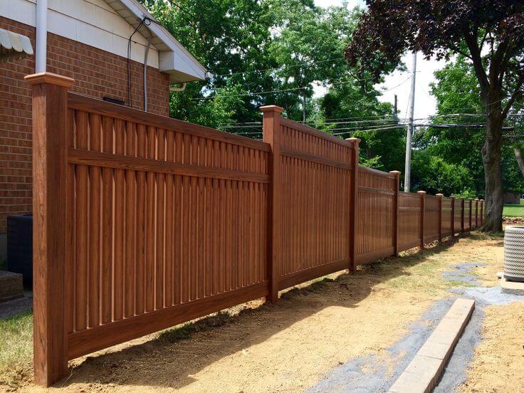 The Benefits of Vinyl Privacy Fencing