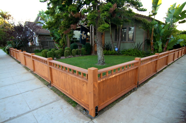 Fencing for Craftsman-Style Homes