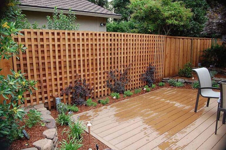 The Role of Fencing in Defining Outdoor Spaces