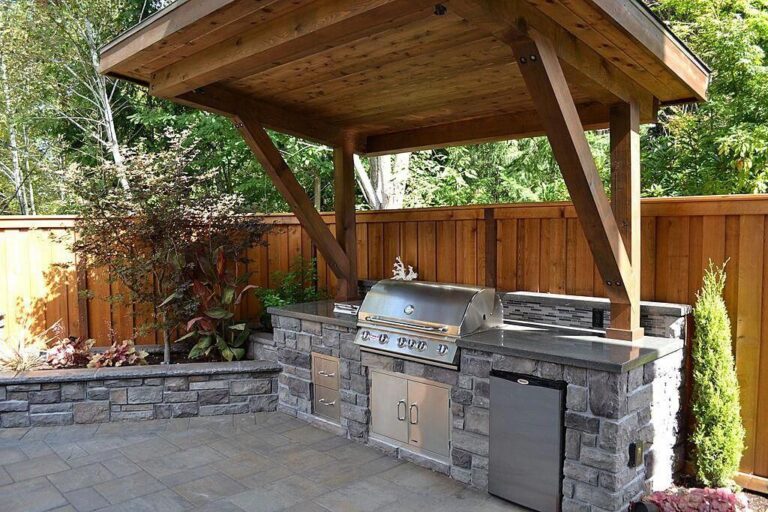The Role of Fencing in Outdoor Kitchen Design